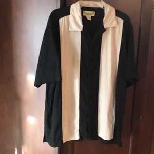 Men's Black and White Casual Button Down Shirt